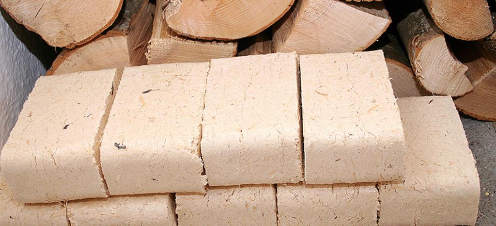 Wood Briquettes for Non-Industrial Use